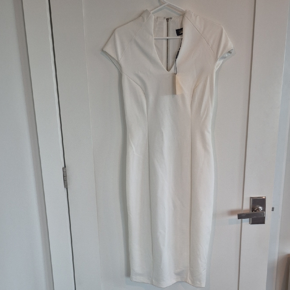 Alexia Admor Cream Midi Dress